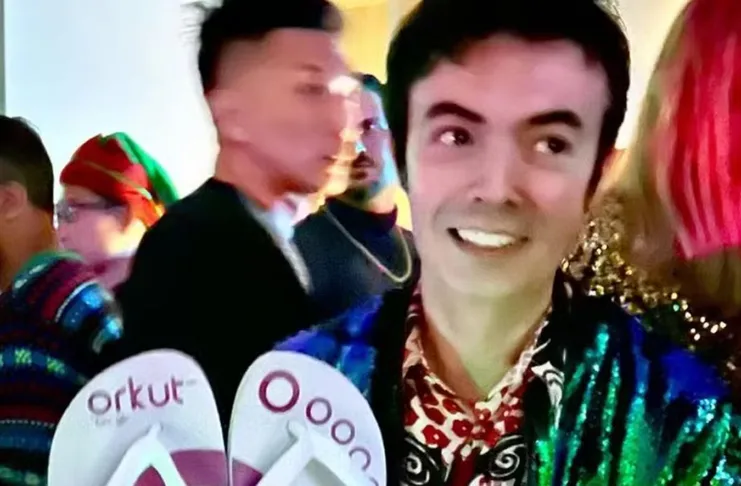 Fundador do Orkut, Orkut Buyukkokten, relembra o sucesso da rede social dos anos 2000 e planeja seu retorno com foco em comunidades autênticas.